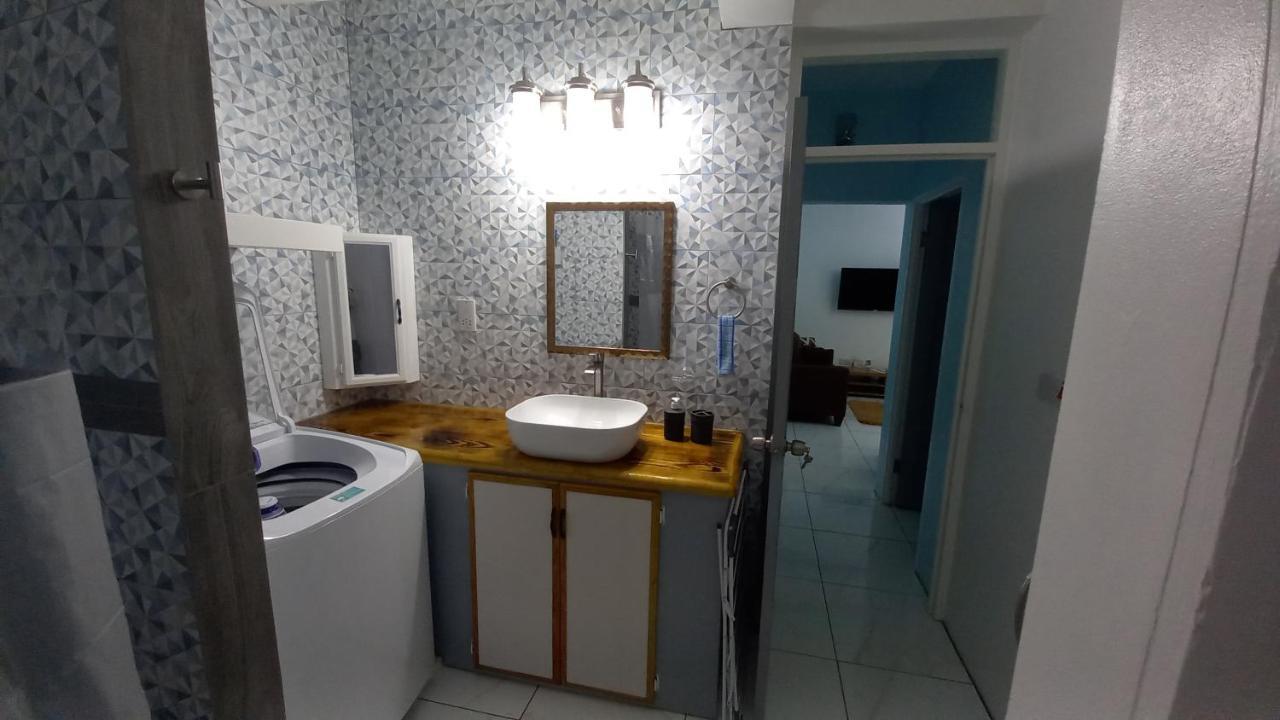 Cozy Vacation Retreat With Free Parking Apartment โรโซ ภายนอก รูปภาพ